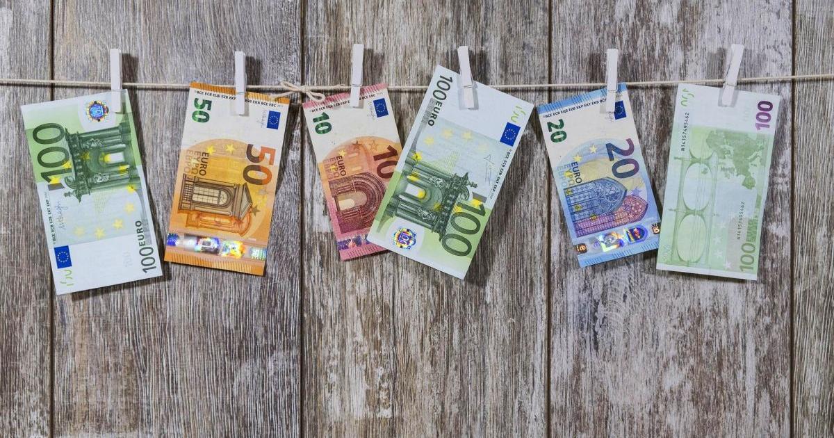 Еврозоната вече е навлязла в плитка“ рецесия, която е предизвикана