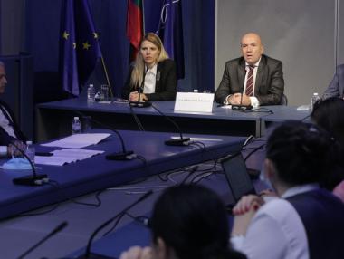 След намигване от Дания – МВнР вижда България в Шенген до месеци