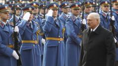 Беларуският президент Александър Лукашенко обяви в петък че военните самолети