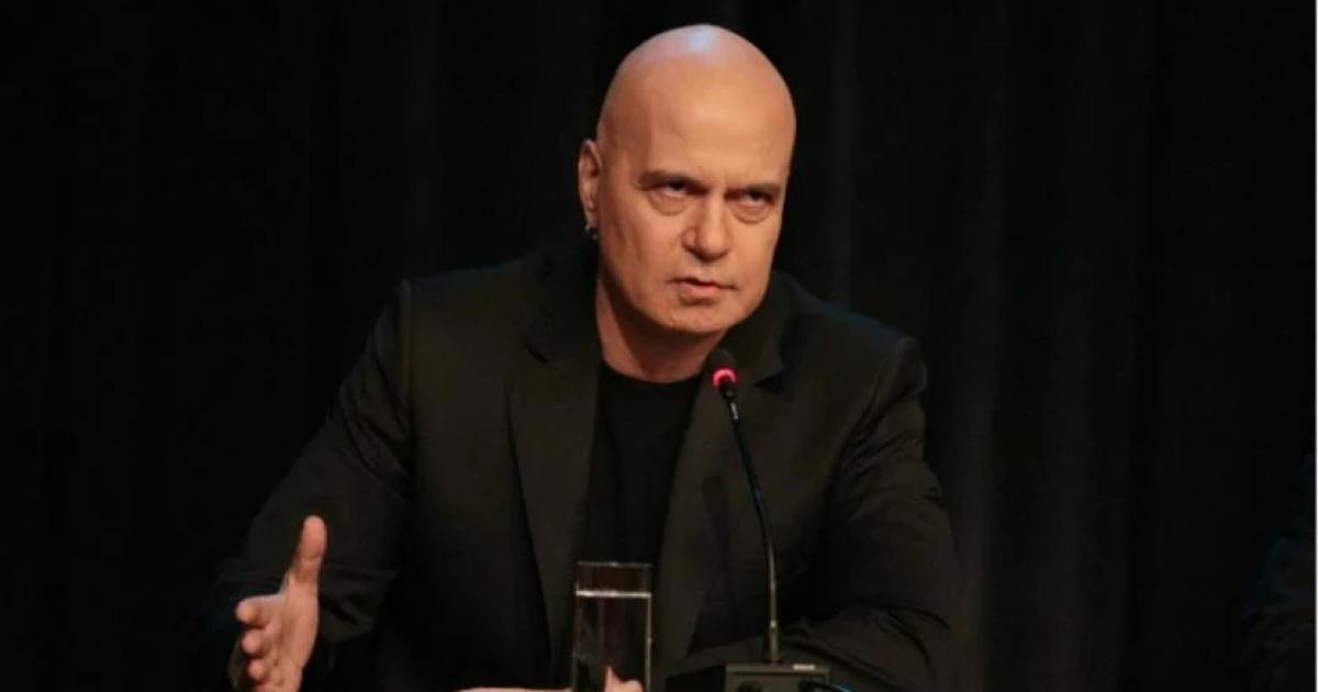 Лидерът на Има такъв народ“ Слави Трифонов започва работа по