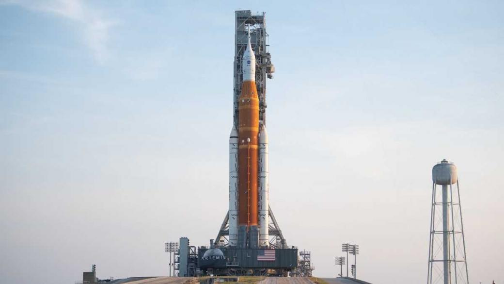 НАСА изпраща най-мощната си ракета на ключова мисия до Луната