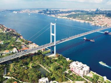 Турция вдига петкратно таксите за минаване през Босфора и Дарданелите