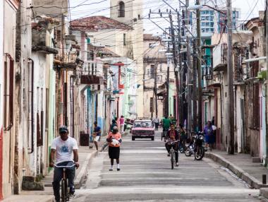 Куба търси спасение в плаващите турски електроцентрали