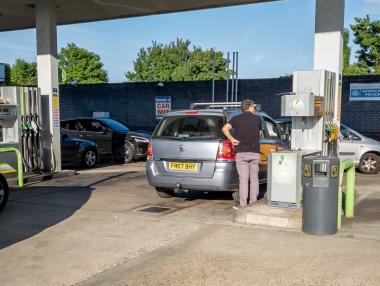 Инфлацията в еврозоната достига нов рекорд и усложнява работата на ЕЦБ