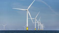 Съоръжение описано от датската енергийна фирма Orsted като най голямата офшорна