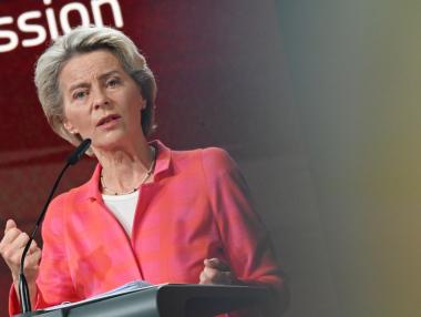 ЕК работи за ограничаване на цените на енергията