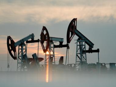 Вечерни новини: Ценови таван за руския нефт и газ; Шистовите резерви на България