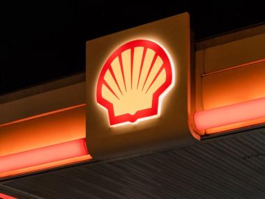 Петролните гиганти харчат милиони, за да изглеждат „зелени“