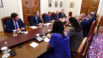 „Лукойл“ вече се подготвя за забраната на руския нефт