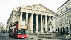Банката на Англия отложи следващото си решение за лихвения процент