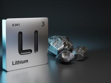 Tesla мисли да инвестира в литиева рафинерия