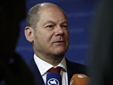 Шолц: Германия ще се справи при пълно спиране на руския газ