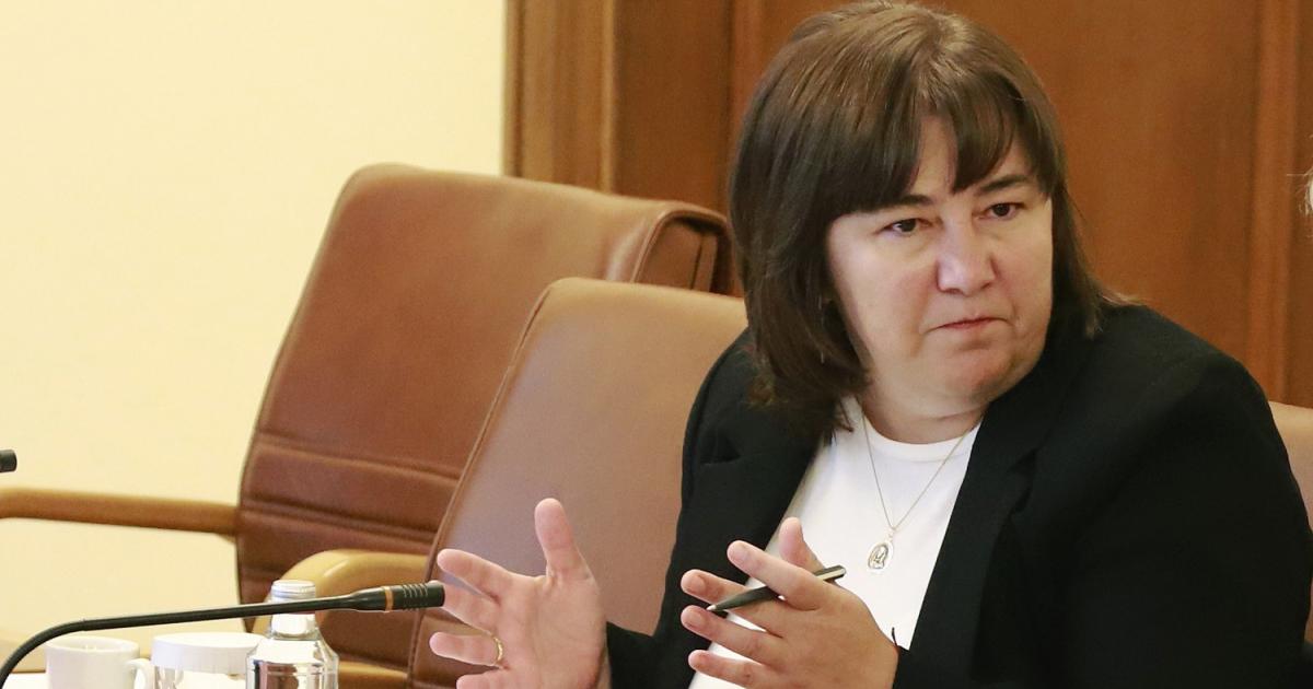 Служебното правителство е успяло да пласира успешно продадени 7- и