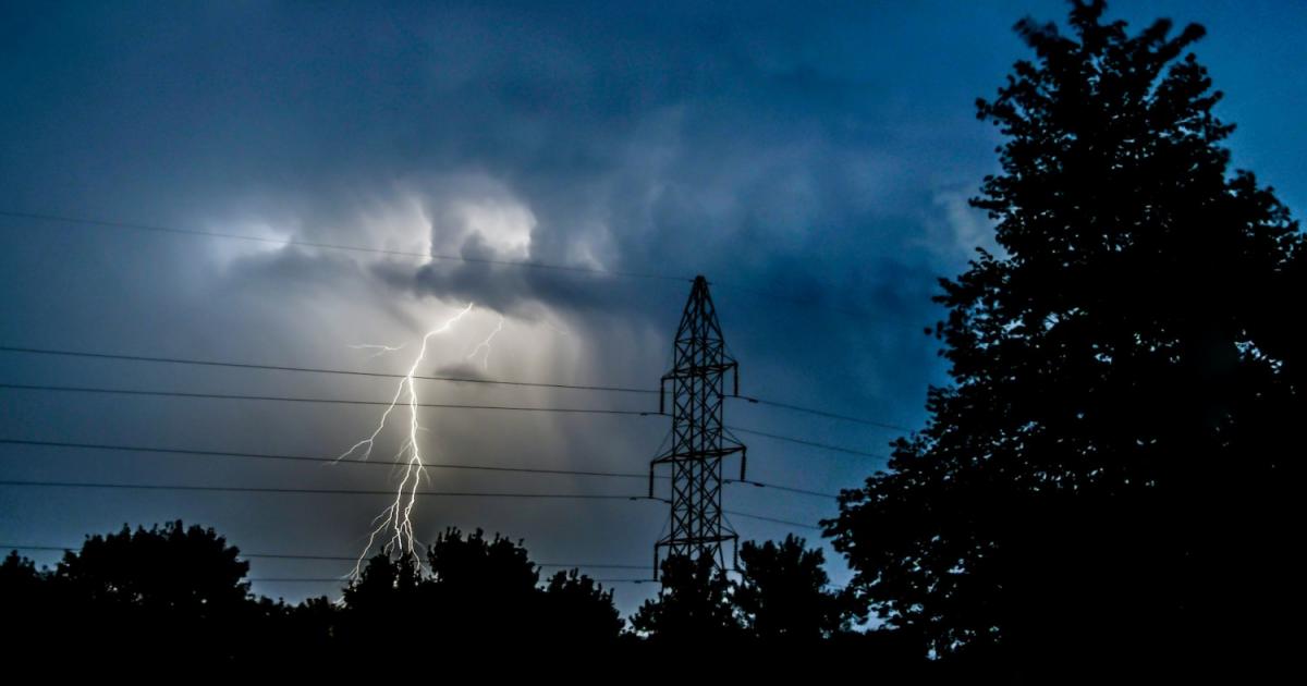 Токът на борсата поскъпна с 32% за един денПри средна