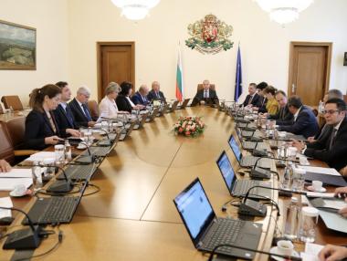 Вечерни новини: Кабинетът одобри още осем F-16 от САЩ; Военна мобилизация в Русия