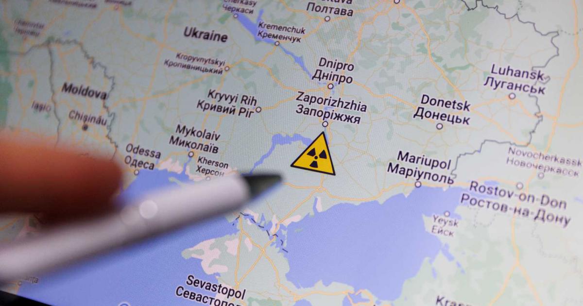 Подкрепяни от Кремъл, четири окупирани региона на Украйна провеждат самозвани