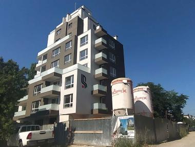 Вечерни новини: Охлаждане при имотите; Рекордни спестявания в банките