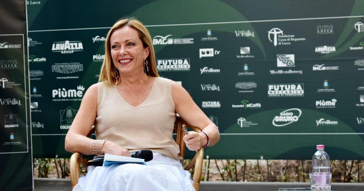 Милиони италианци гласуват в неделя на избори, които се очаква