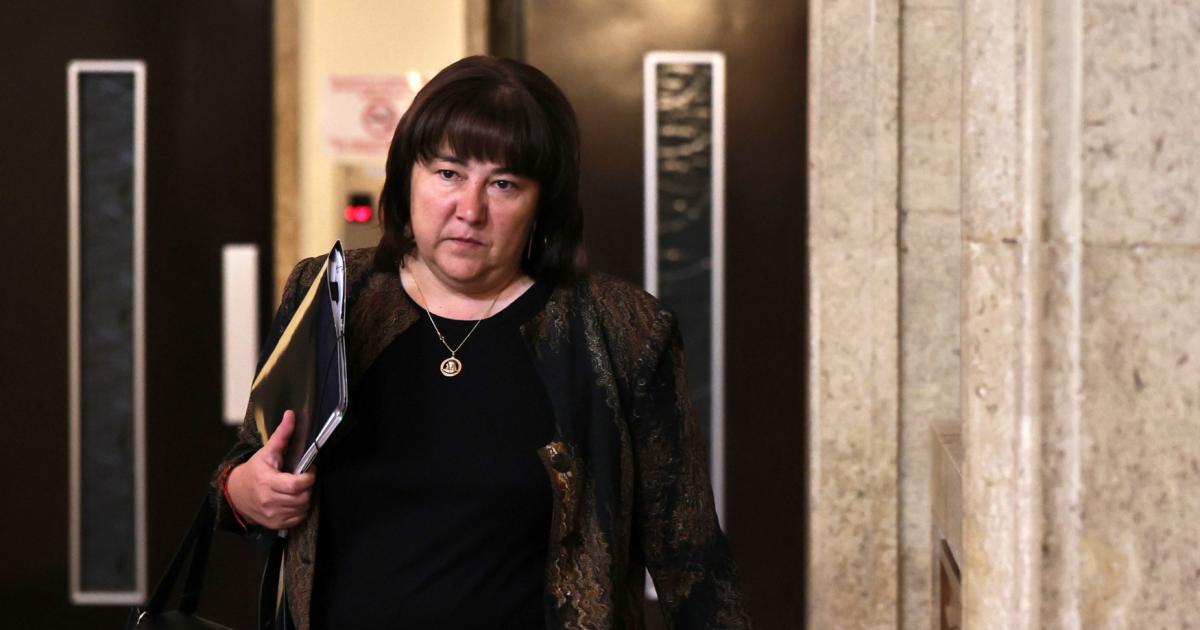 Бюджет 2022 Бюджет и финансиДържавата продължава с тегленето на заеми