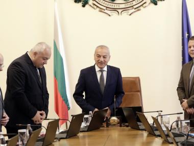 Служебният кабинет удължи енергийните компенсации за бизнеса