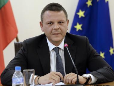 България пита Турция защо вдига таксите за Босфора и Дарданелите