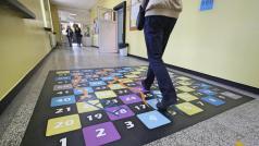 25 58 е избирателната активност към 16 часа съобщиха официално