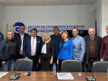 „Законът изостава от технологиите“: Договорите за ремонт се променят?