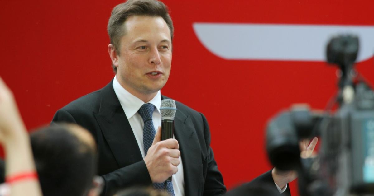 Сделката на Мъск за Twitter ЛичностиМъск се подигра на Twitter…