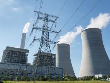 ЕС одобри таван за цената на тока от въглища и ВЕИ