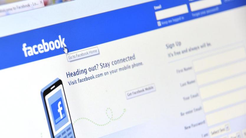 Facebook ще уведоми 1 млн. души за възможна кражба на пароли
