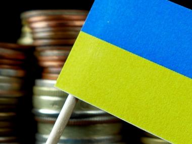 Войната е свила икономиката на Украйна с 30%