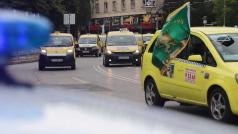 Водачите от обществения транспорт вече няма да са задължени да