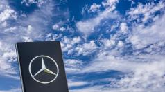 Mercedes Benz и Microsoft обявиха партньорство в сряда предава Reuters Автомобилният