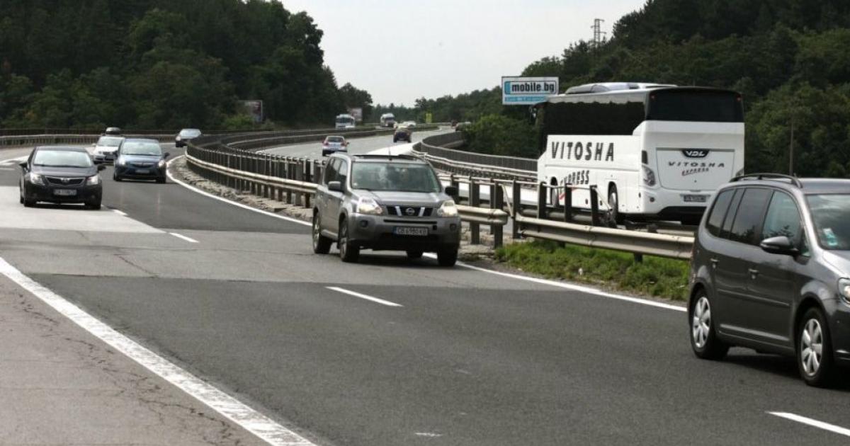 Настилката на два лота от автомагистрала Тракия“ е значително по-тънка,