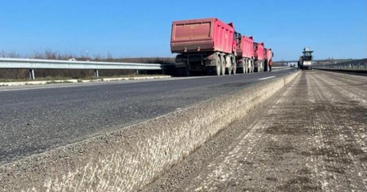 Влизането на България в еврозоната се отлага с поне две