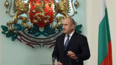 Политическата безизходица даде на българския президент Румен Радев необичайно голяма