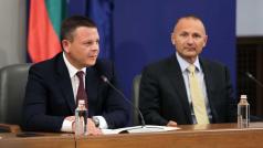 Служебният кабинет подготвя енергийни компенсации за домакинствата и бизнеса За