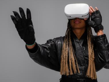 Meta e похарчила над $15 милиарда за метавселената през 2022 г.