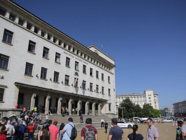 БНБ занули очакванията си за българската икономика