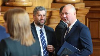 ГЕРБ може да подели с ПП председателското място в парламента