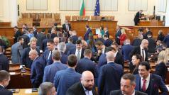 Невъзможността на депутатите да изберат председател на Народното събрание се