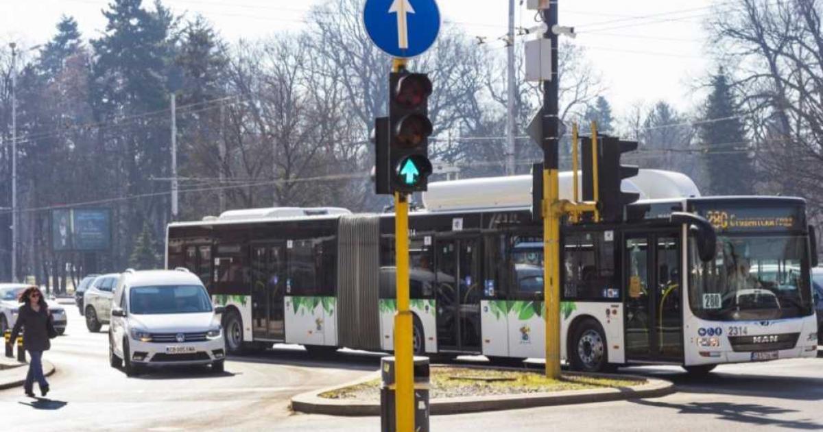 Може ли градският транспорт в София рязко да остане без