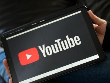Приходите от реклами в YouTube падат – основни сектори се изтеглят