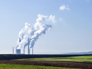 Кабинетът е увеличил ценовия таван за някои производители на ток