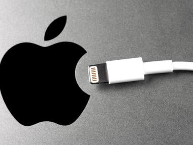 „Нямаме избор“: Apple сменя порта за зареждане