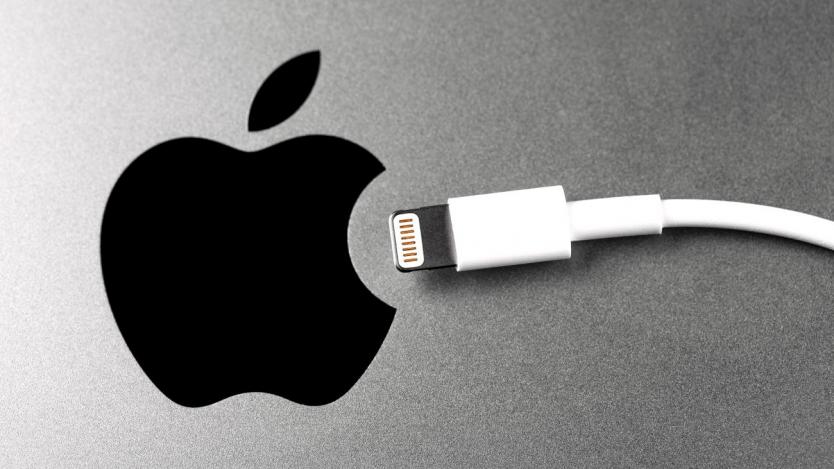„Нямаме избор“: Apple сменя порта за зареждане