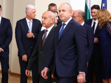 Правителството на Румен Радев одобри покупката на още осем самолета F-16