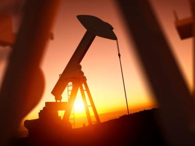 Рекордният износ на САЩ тласна нагоре цените на петрола