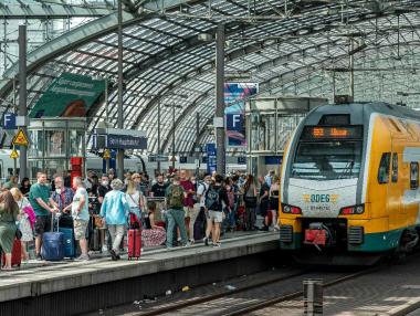 „Има живот в старото куче“: Най-голямата икономика в Европа неочаквано нарасна