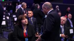 ЕК опроверга енергийния министър за износа на руски гориваС приемането